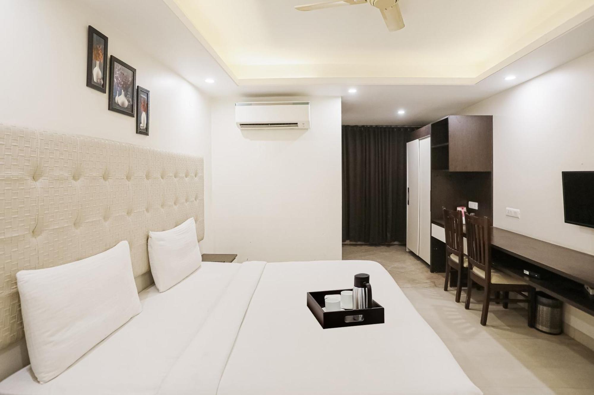 Townhouse The Amv Hotel Gurgaon Extérieur photo