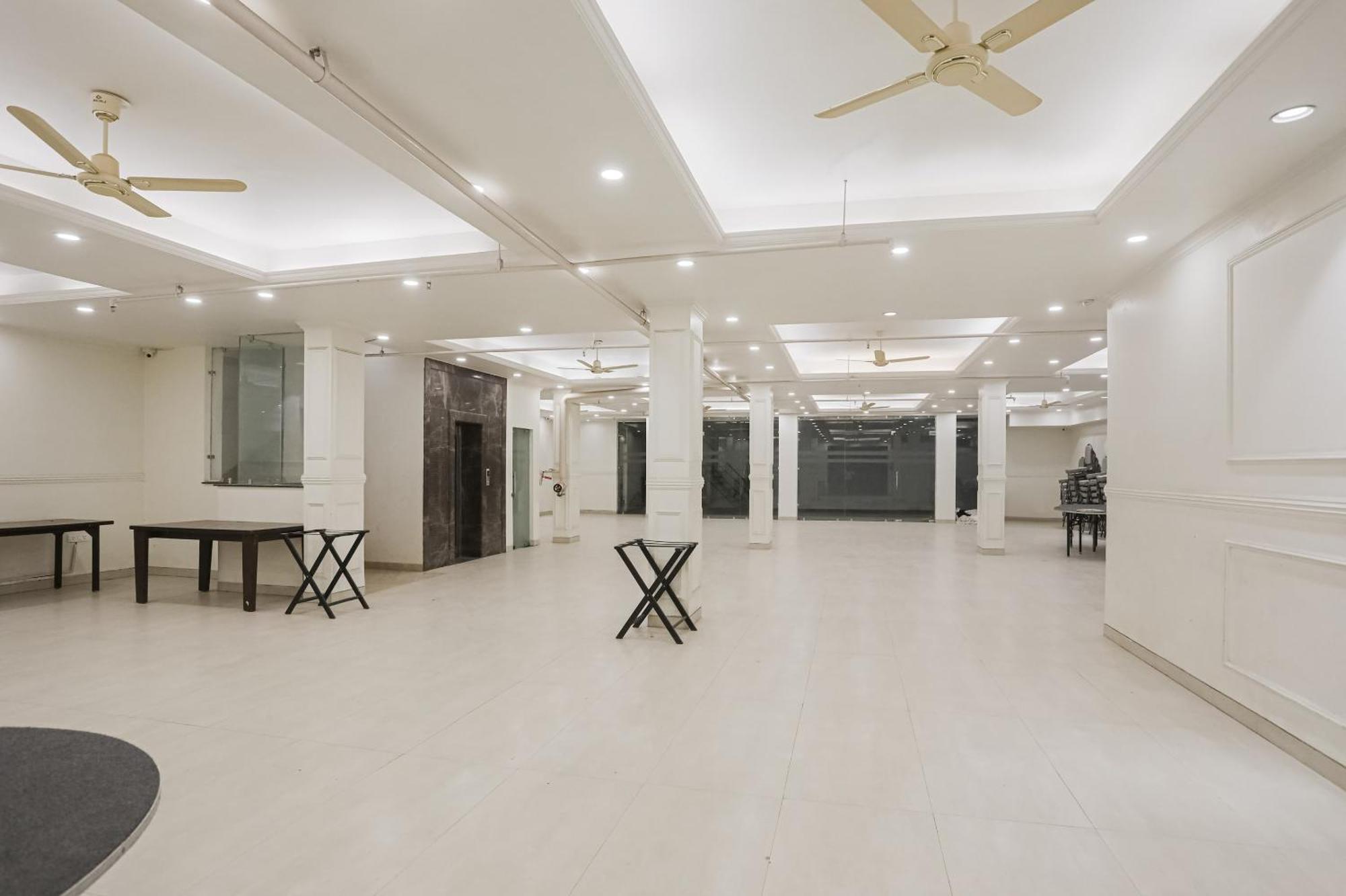 Townhouse The Amv Hotel Gurgaon Extérieur photo