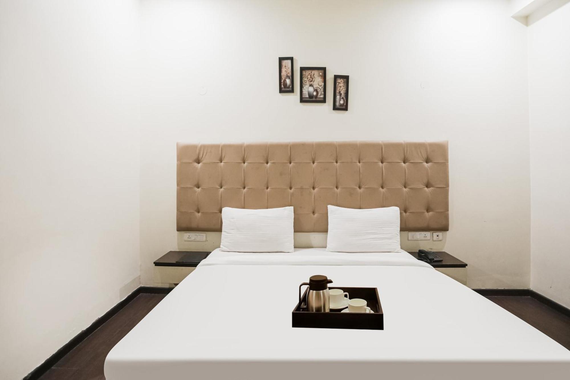 Townhouse The Amv Hotel Gurgaon Extérieur photo