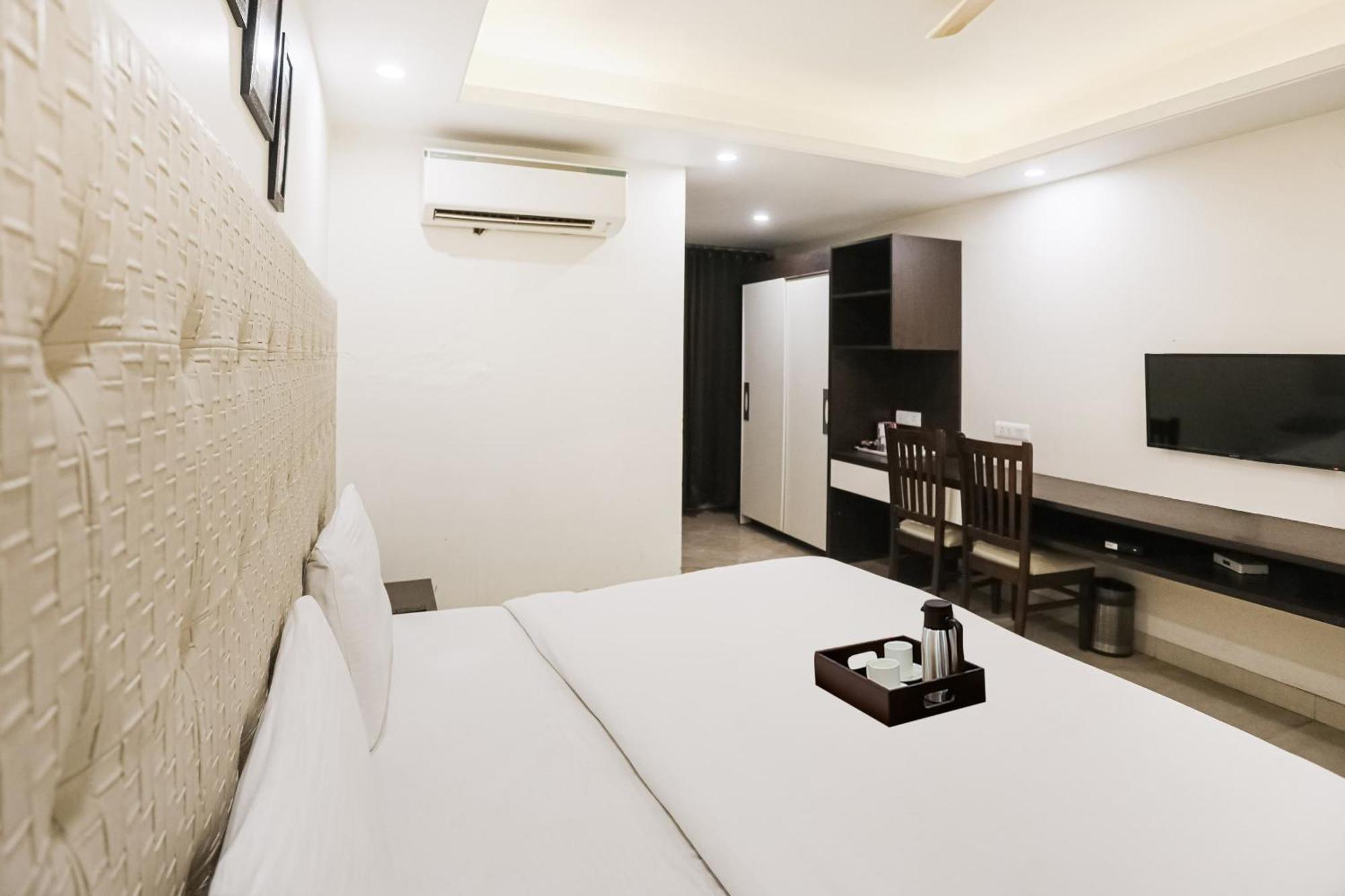 Townhouse The Amv Hotel Gurgaon Extérieur photo