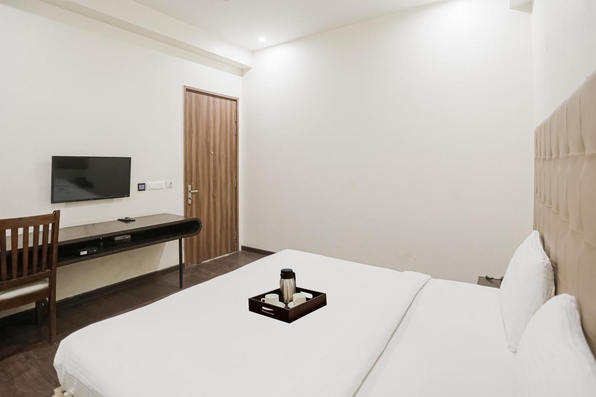 Townhouse The Amv Hotel Gurgaon Extérieur photo
